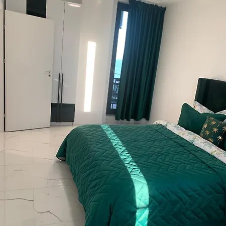 Apartament Inhaus Beach Residence